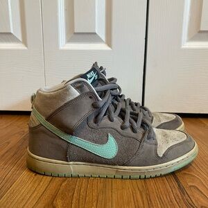 Nike Dunk SB - Mint / Used Size 10